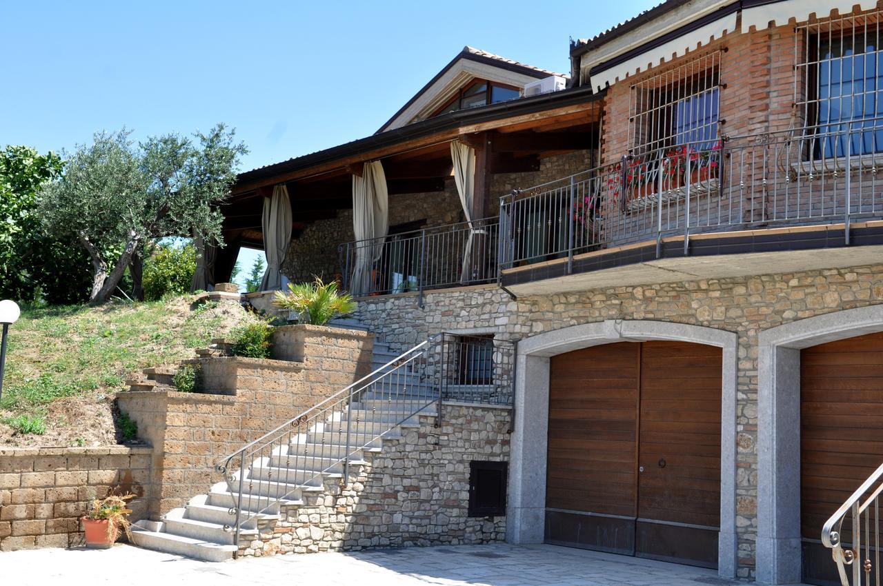 Bed and Breakfast Il Casale Della Gioia Melfi Exterior foto