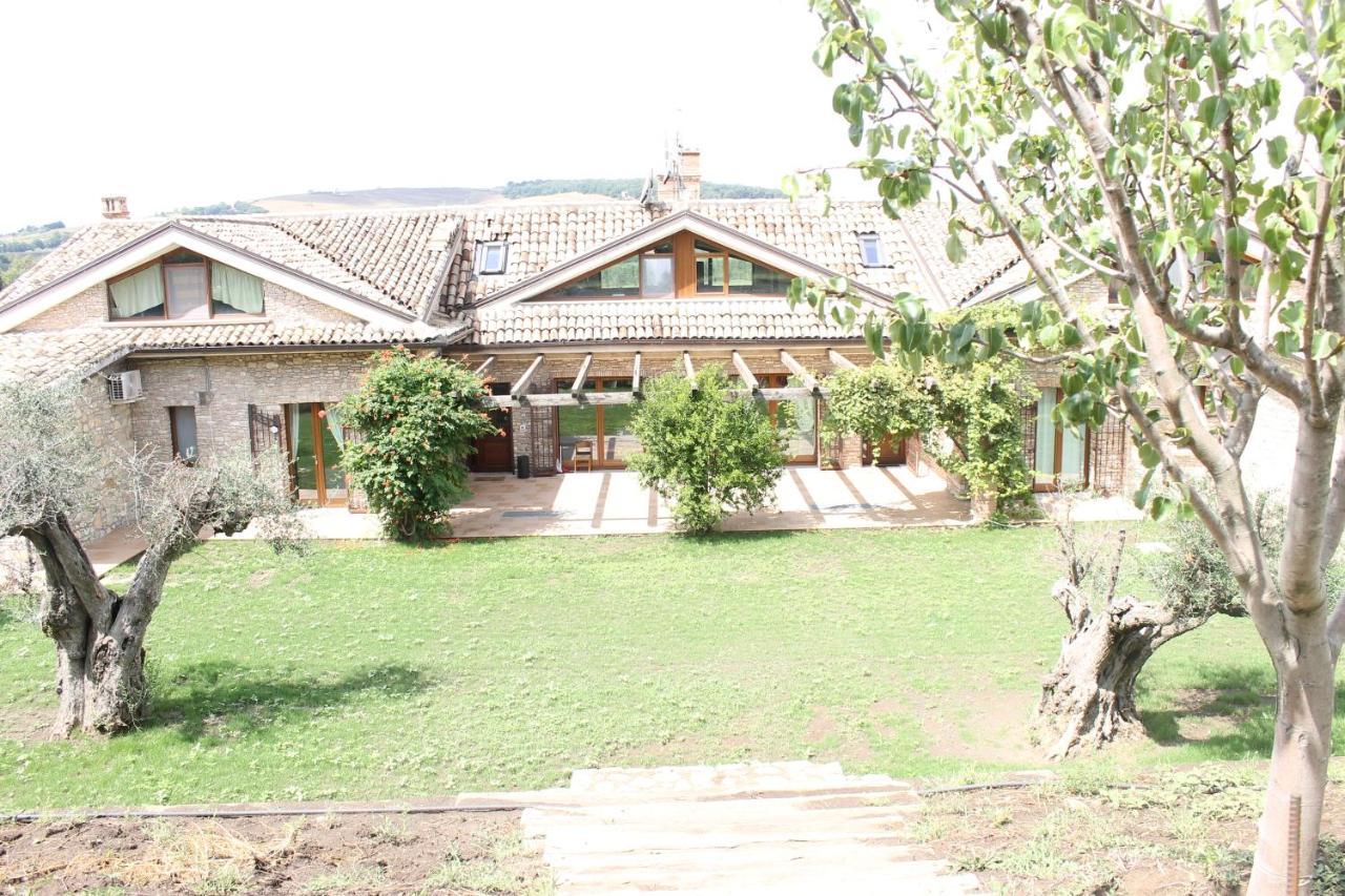 Bed and Breakfast Il Casale Della Gioia Melfi Exterior foto